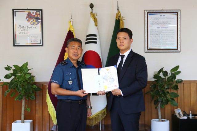 흉기 난동 제압한 경남교육청 주무관, 알고보니 <b>주짓수</b> 대표