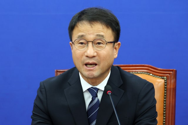 與, 특별감찰관 후보에 <b>최길수 변호사</b> 추천
