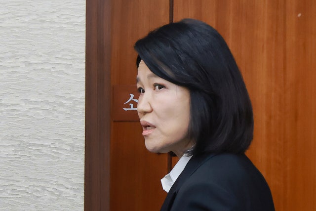 <b>이진숙 국감 제척안</b>, 찬성 12표로 가결… "다수의 횡포·민주당 독재라...