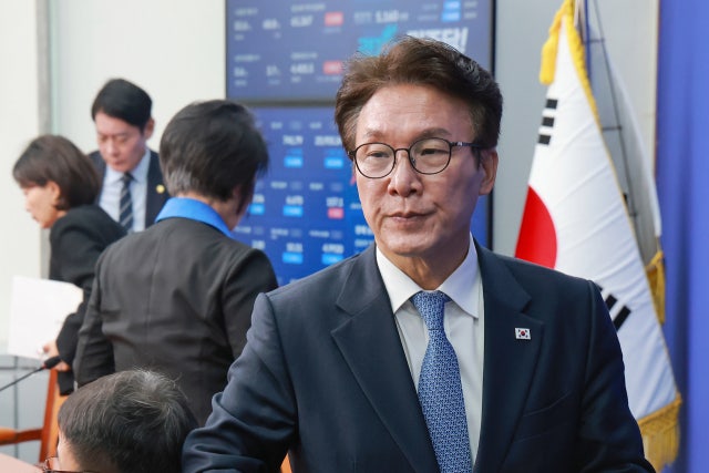 “소방 발언, <b>오세훈</b> <b>무죄</b> 영향”… 국힘 지지율 오차범위 밖 우세