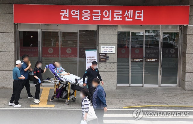 추석연휴 <b>응급</b>실 찾은 경증환자 수는 30% 이상 즐어