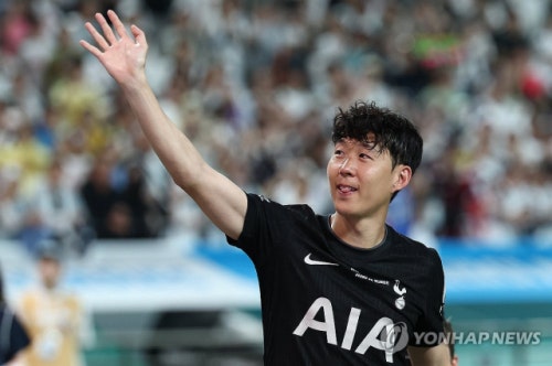 ‘전설’ <b>손흥민</b>, 토트넘 떠나 <b>LA</b>로 향한다