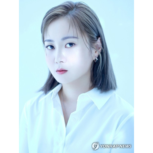 <b>박나래</b>, 전 <b>매니저 공갈 혐의</b>로 맞고소…“허위 주장에 금전 요구”