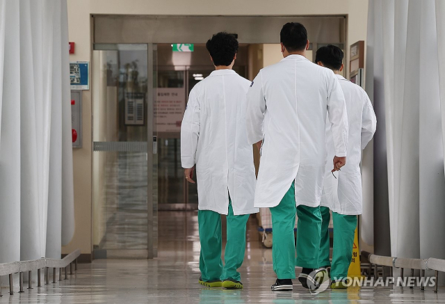 의대 자퇴 갈등으로 아들이 아버지 가정폭력 신고한 사건