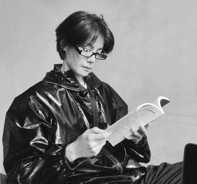 "제 조심성 없는 행동으로 인해 불편하셨을 분들께 죄송"…도서관에서 빌린 책에 펜으로 밑줄 그은 김지호, 사과