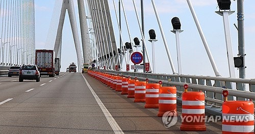 [속보]중앙 언론사 출신 60대 보수 유튜버 인천대교 추락 사망 관련 대표 이미지