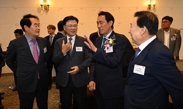 우상호 당선인 “강릉 AI데이터센터 성공 위해서는 ‘인재 양성’이 급선무”