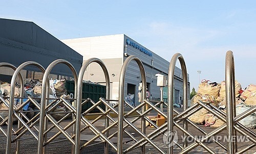 [속보]경찰 “키 161~165cm, 발 210mm ‘인천 시신 다리’ 의료용 폐기물일 가능성…환자 DNA 대조”