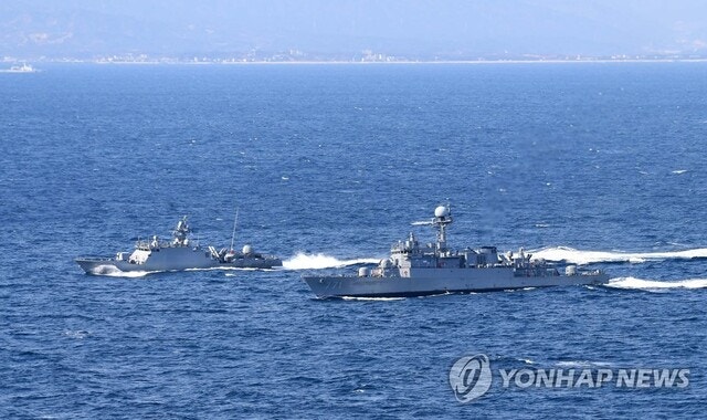 [속보]실종 해군 함정 승조원 시신 오전 5시 58분께 동해상서 발견…軍, 사망원인 조사