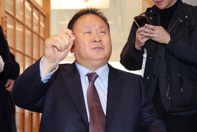 <b>이상민</b> "내가 결별한 건 개딸당…배신자라 해도 명예롭다"