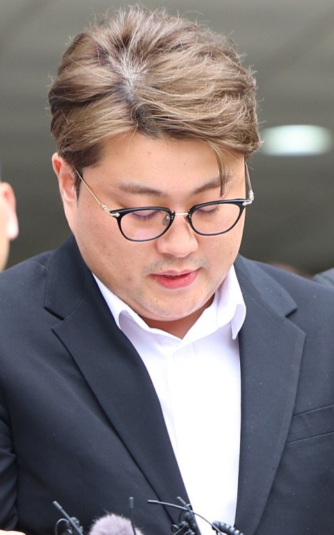 "<b>김호중</b> 선처 원해"…'<b>뺑소니</b>' 피해 택시기사, 탄원서 제출