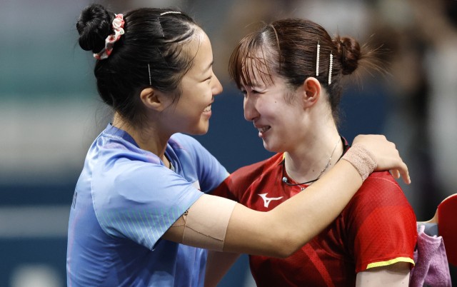 <b>신유빈이</b> 안아줬던 日<b>선수</b> "<b>가미카제</b> 기념관 가고파"…귀국 소감에 中 발칵