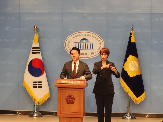 <b>원희룡</b> "지금 헌재는 '<b>헌법도망소</b>'…조기대선보다 대통령 복귀가 먼저"