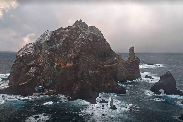 日<b>산케이</b> "한국, 70년 <b>독도</b> 불법점거"…<b>서경덕</b> "폐간해야"