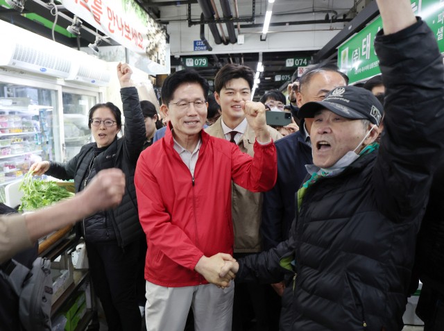 <b>김문수</b>, 오늘 '보수의 심장' 대구 방문…<b>지지</b>층 재결집