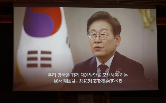 李대통령 "<b>한일</b> 교역 지난해 700억달러…日 중요 파트너"