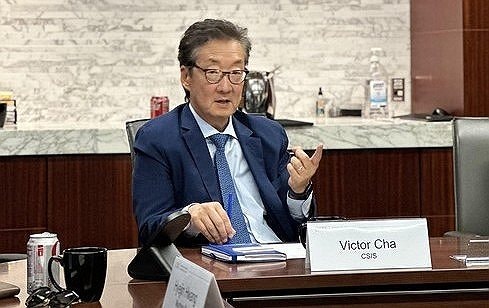 빅터 차 "<b>트럼프</b> APEC 방한, 김정은 판문점서 만날수도"