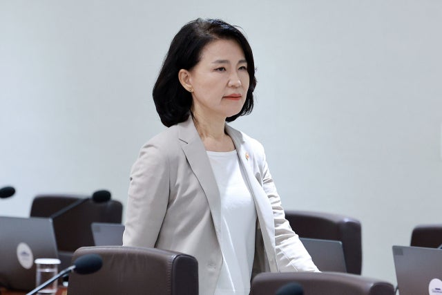 감사원 주의 조치에 대통령 <b>질책</b>…'엎친데 덮친' <b>이진숙</b> 방통위원장