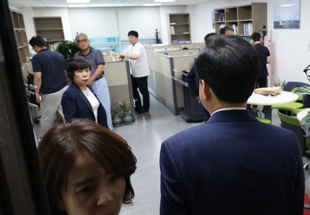 <b>특검</b>, 尹정부 안보실 임종득 피의자 신분 소환 조사