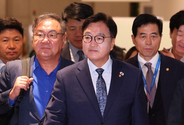 <b>우원식</b> "<b>김정은</b>과 악수한 것 자체가 성과"…방중일정 자평