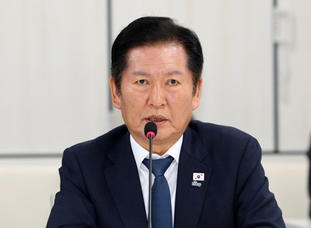 정청래 "<b>조희대</b>, 억울하면 <b>특검</b>에 당당하게 출석해서 <b>수사</b>받아라"