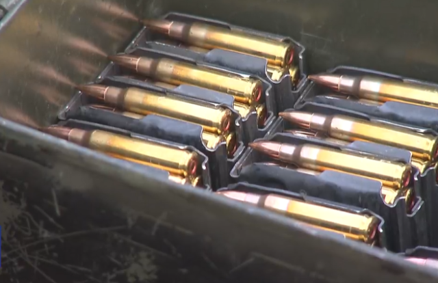 대통령 경호를 맡고 있는 군 부대에서 실탄 수백발이 사라진 사실이 뒤늦게 드러났다. KBS