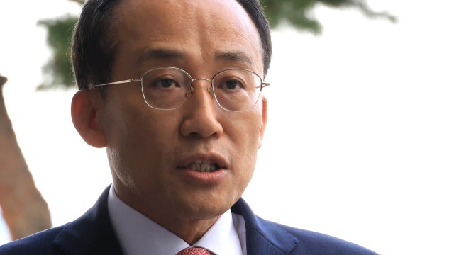 <b>추경호</b>, '국회 계엄해제 방해' 내란<b>특검</b> 피의자 출석…"정치탄압"