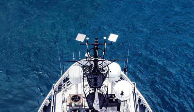 KT 샛(SAT)의 해양통신에 스타링크를 적용한 서비스를 제공한다.KT 샛 제공