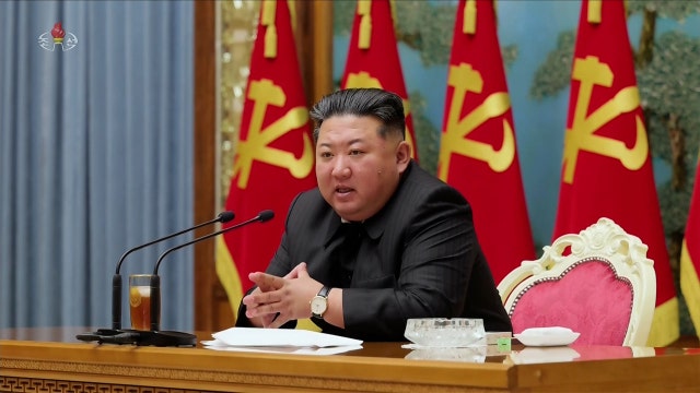 "2026 국방백서에 '北은 우리의 적' 표현 삭제" 보도에…국방부 "北은 우리의 적"