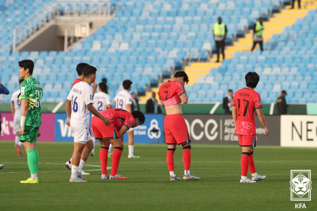한국 축구 참사, 끝이 아니다? 아시안게임 우려도 커져