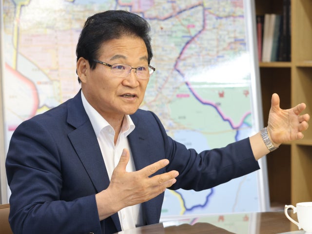 김용판 달서구청장 "소모성 축제 통폐합...대표축제 '무릉도원 페스타' ... - 뉴스 썸네일 이미지