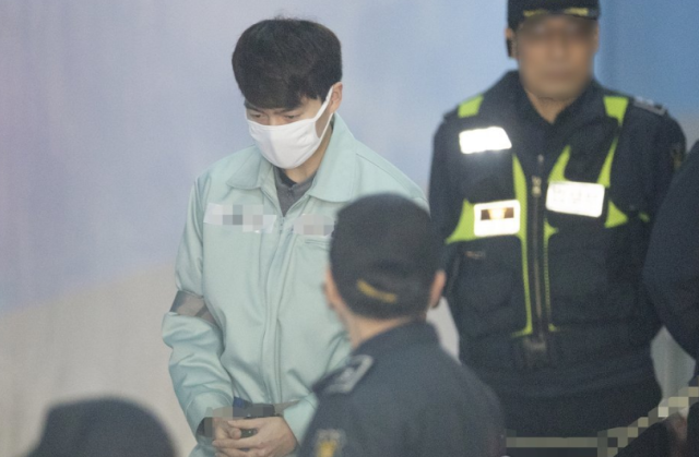 [속보]'10년새 <b>음주운전</b> 5회' 배우 <b>손승원</b>, 법정서 "다신 실수 안해" 호...