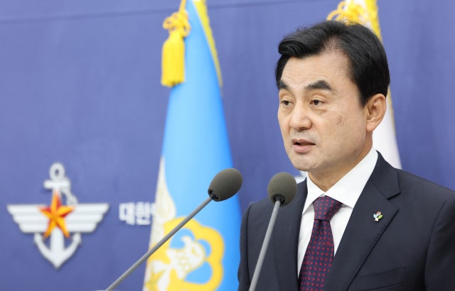 국힘, <b>안규백</b> '모택동 좌우명' 발언 맹공…"국방장관 자격 없다, <b>경질</b>해...