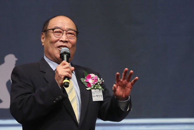 '韓 유일의 4할타자' <b>백인천</b>, 맥박 살아났지만 <b>위독</b>…뇌경색 악화