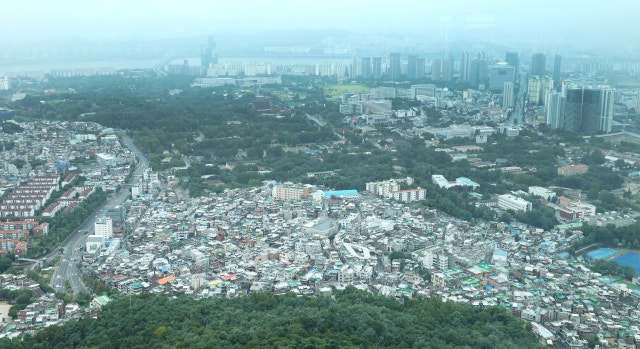 공원 대신 청년주택?…靑 "<b>용산공원</b> 일부 활용 생각"