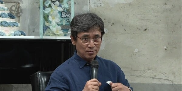 '李<b>대통령</b>·강훈식 저격' <b>유시민</b> "오만한 <b>권력</b>자 모습…강실장은 한심"...