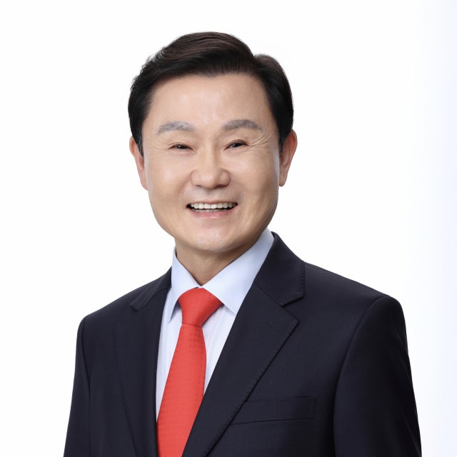 <b>이남철</b> 고령군수 <b>별세</b>…재선 두 달 만에 영면