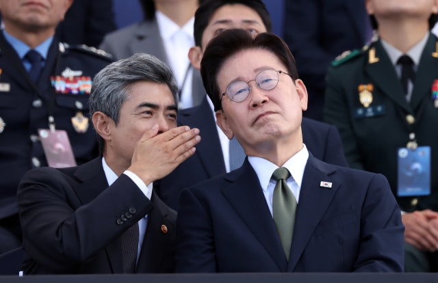 李<b>대통령</b> 국정<b>지지율</b> 37.4%, 3주만에 <b>하락</b>…부정평가 59.8%