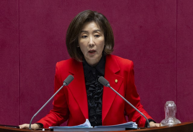 <b>나경원</b> "李정권, <b>우크라</b> 은혜를 원수로 갚아"…젤렌스키에 <b>감사 서한</b>
