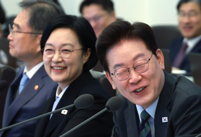 李 '제미나이'에 자문해보니…"<b>중수청장</b> 국무회의 <b>배석</b> 불가론은 위헌적...