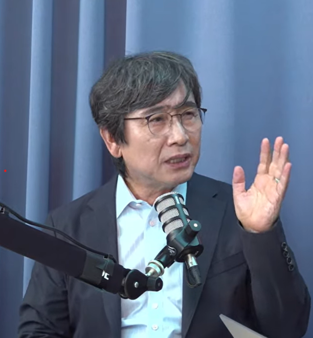 <b>유시민</b>, 李대통령에 "<b>윤석열</b>이랑 똑같이 해…김민석은 진영 박살 앞장"