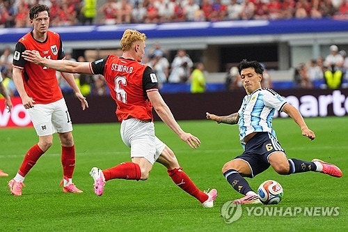 2026 월드컵 열기로 보는 경제 흐름, 지금 우리가 놓치고 있는 위기 신호는?