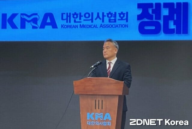 "미복귀시 제적"...<b>의대생</b> 복귀 기한 코앞인데 <b>의협</b>은 신중모드?