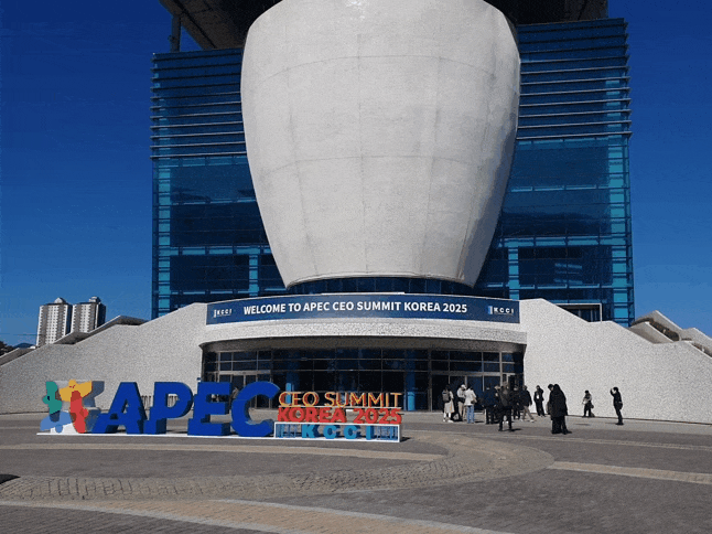 0002395749_001_20251028180112555.gif?type=w800