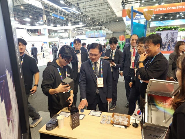 0002397131_001_20251105181510136.jpg?type=w800