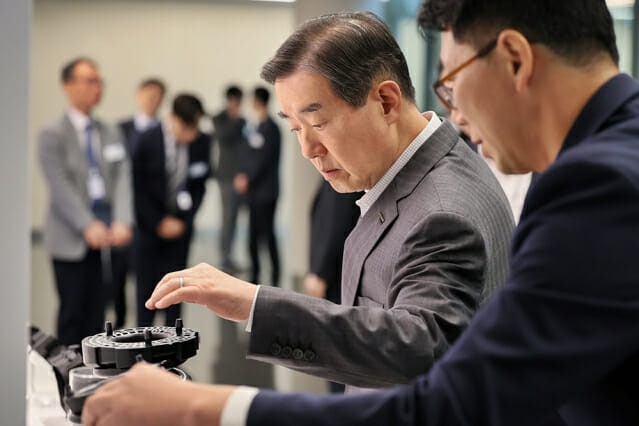 0002397522_001_20251107172513177.jpg?type=w800