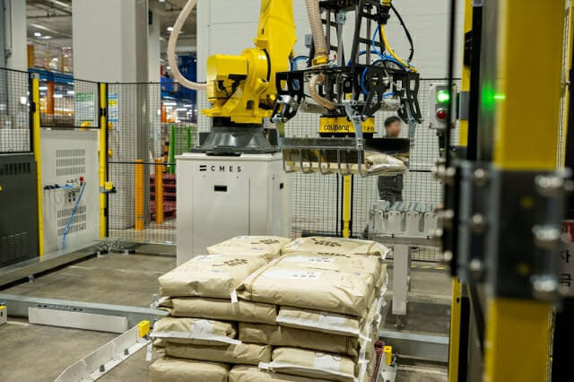 0002398540_001_20251114231309364.jpg?type=w800