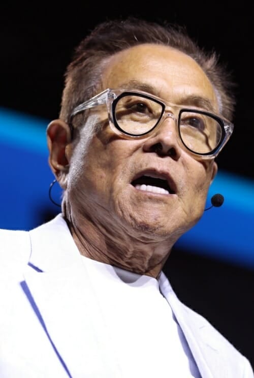 <b>비트코인</b> 내다 판 '부자 아빠'…"은이 가장 안전"