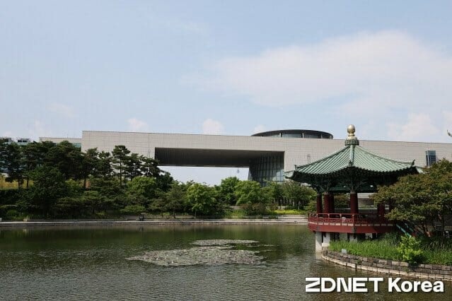 14일 무료체험 제공 뉴스 앱 인기