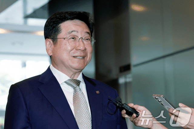 이찬희 삼성 준감위원장 "반도체 지방투자, 정치논리 좌우 안 돼"